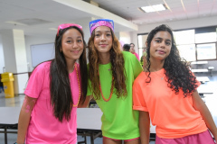 us_neon-day-4102